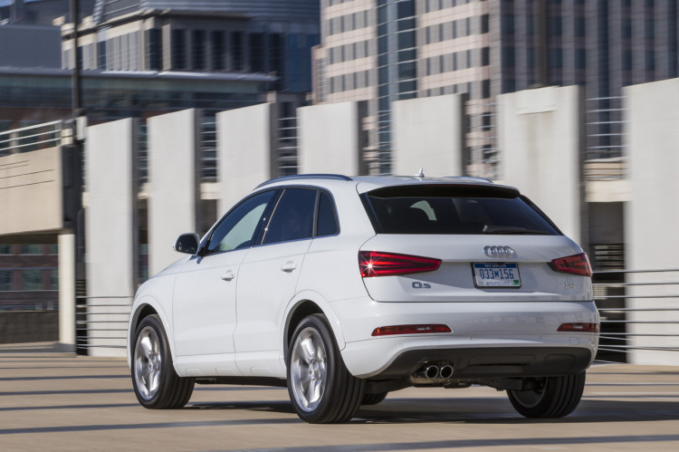 007-2015-audi-q3-1
