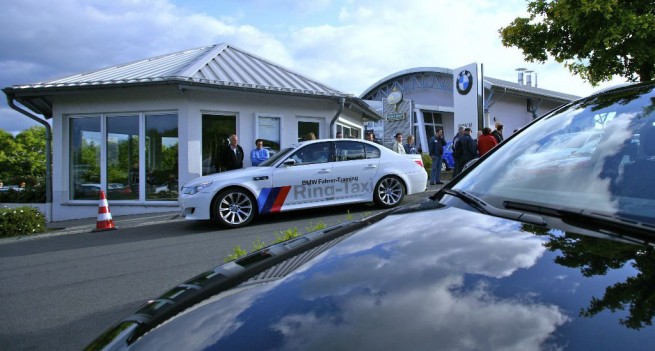 12441_bmw_ring-taxi_images_10