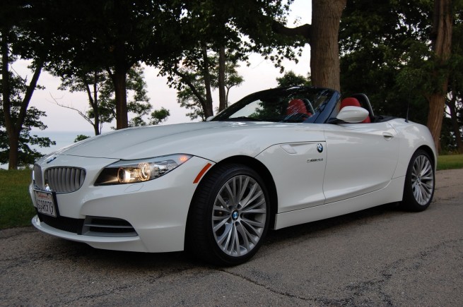 2009-BMW-Z4-sDrive35i-[26]