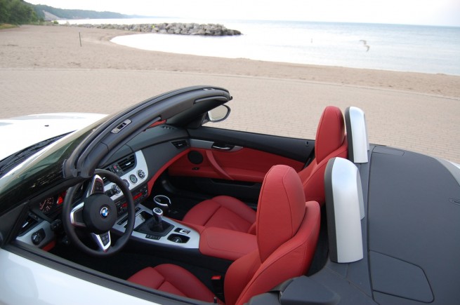 2009-BMW-Z4-sDrive35i-[40]