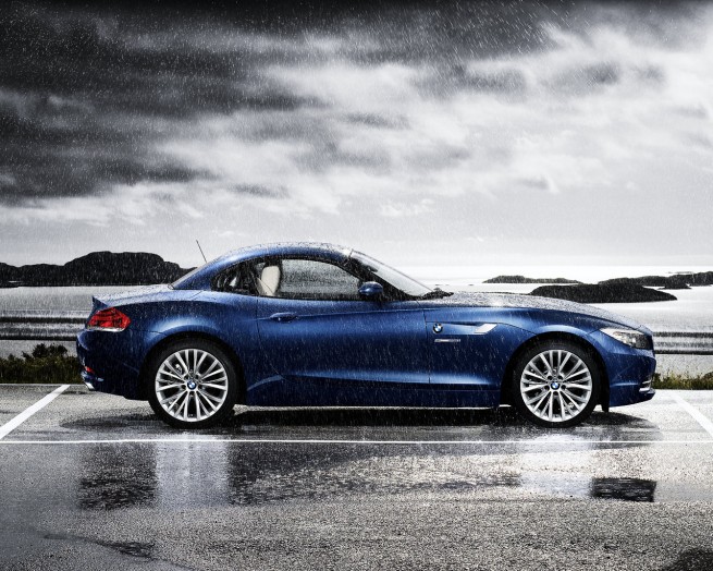 2009-bmw-z4-wallpaper1 BMW Z4 nominated for 2010 European Car of the Year award