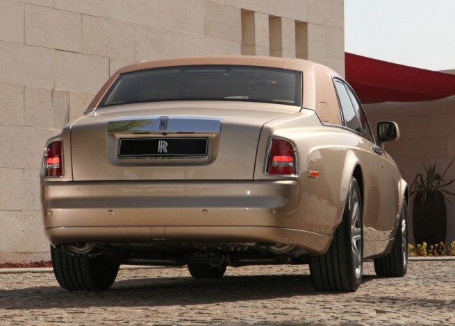 2010-Rolls-Royce-Phantom-Bayunah-3