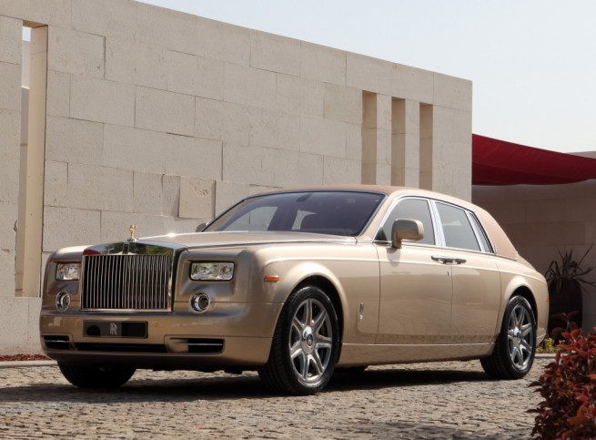 2010-Rolls-Royce-Phantom-Bayunah