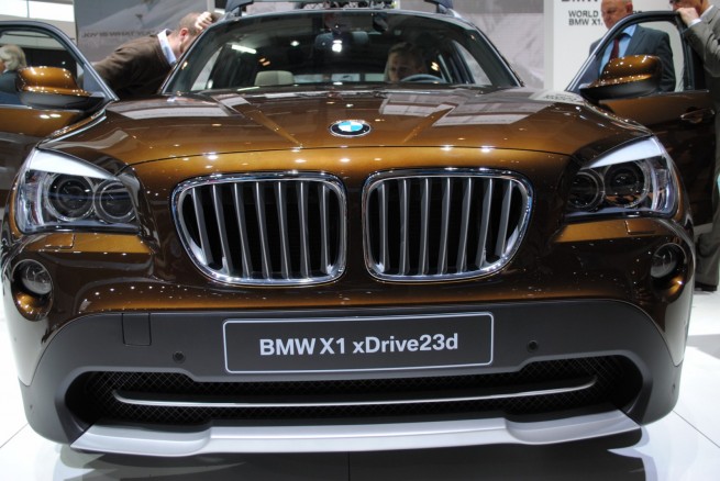 2010-bmw-x1 [24]