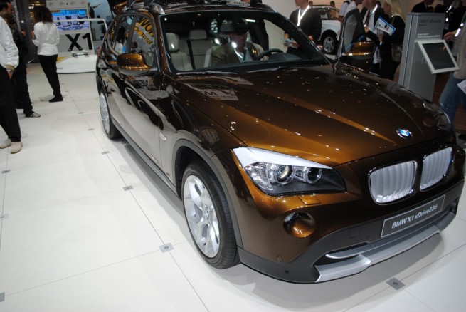 2010-bmw-x1 [37]