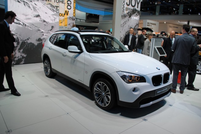 2010-bmw-x1 [42]