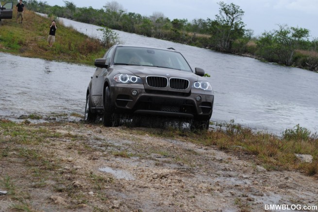 2010-bmw-x5-lci-21
