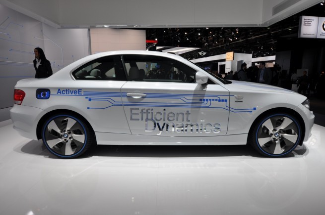 2010--detroit-auto-show-15