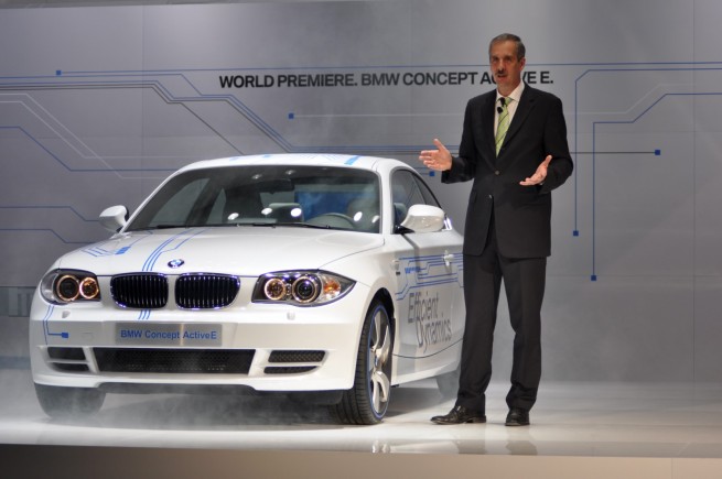 2010---detroit-auto-show-4