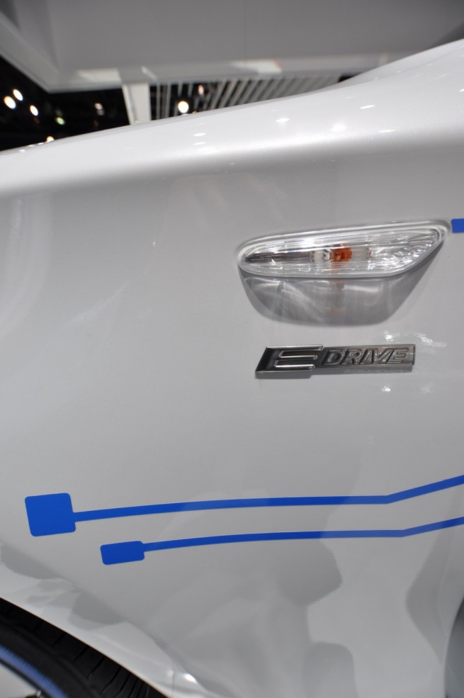 2010--detroit-auto-show-40