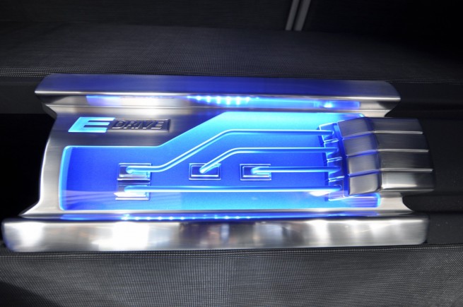 2010--detroit-auto-show-41