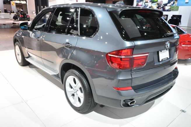 2010-new-york-auto-show-12