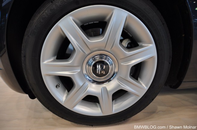 2010-nyias-bmw-16