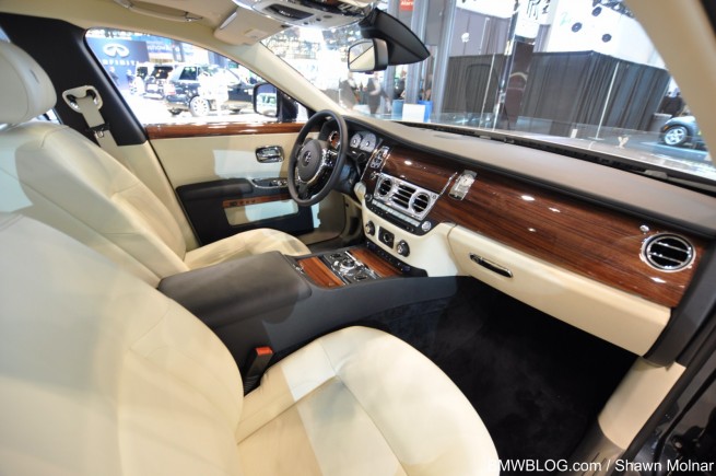 2010-nyias-bmw-28