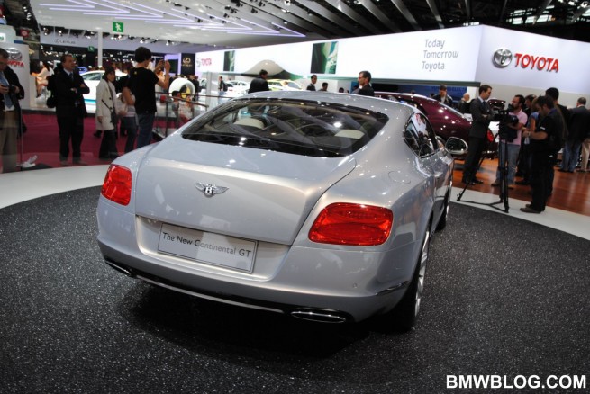 2010-paris-motor-show-photos-131
