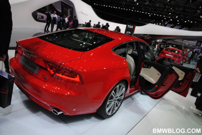 2010-paris-motor-show-photos-223
