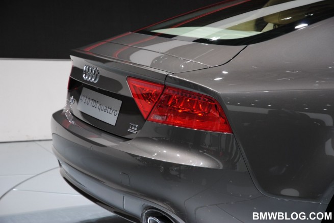 2010-paris-motor-show-photos-289