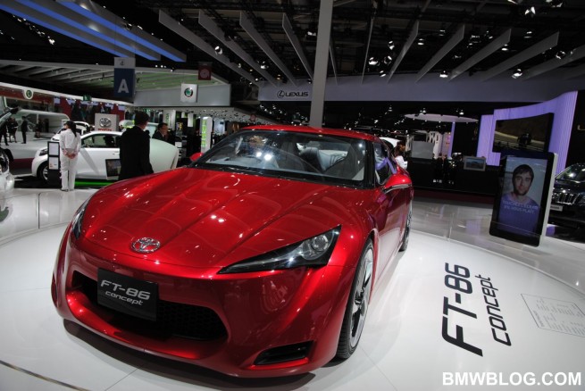 2010-paris-motor-show-photos-458