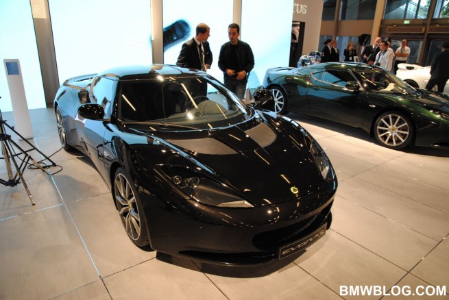 2010-paris-motor-show-photos-495