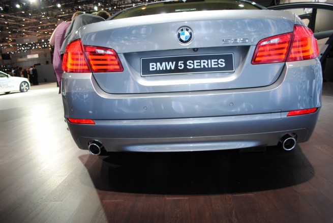 2011-bmw-5-series-geneva-motor-show-27