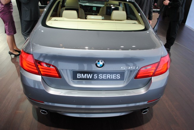 2011-bmw-5-series-geneva-motor-show-28