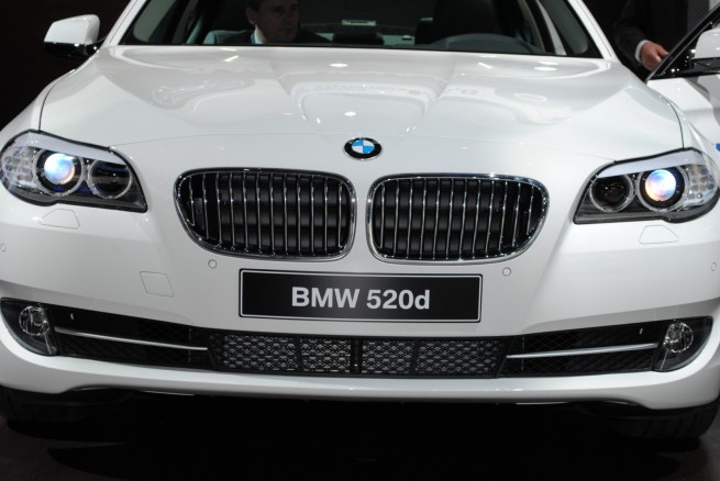 2011-bmw-5-series-geneva-motor-show-35