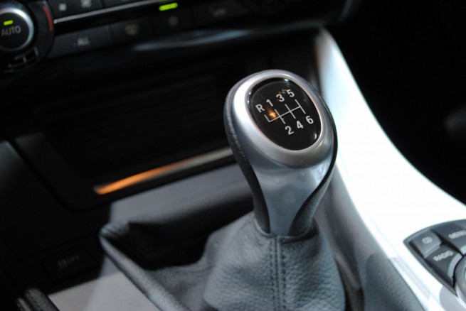 2011-bmw-5-series-geneva-motor-show-68