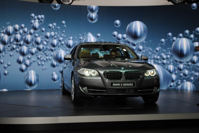 2011-bmw-5-series-geneva-motor-show-85