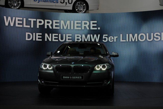 2011-bmw-5-series-geneva-motor-show-92