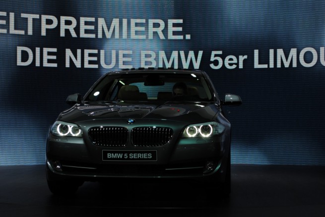 2011-bmw-5-series-geneva-motor-show-93
