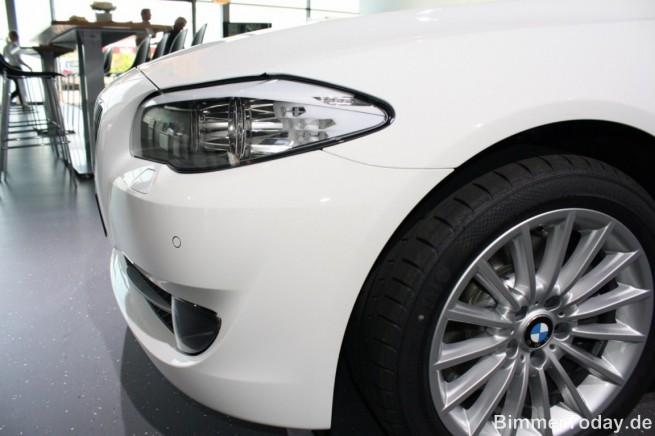 2011-bmw-520d-touring-1