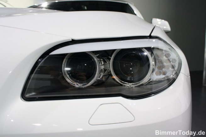 2011-bmw-520d-touring-16
