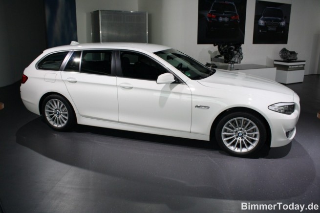 2011-bmw-520d-touring-18