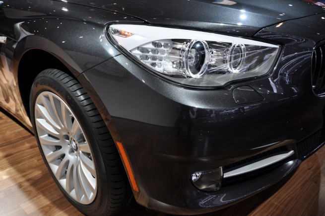 2011-bmw-535i-GT-15