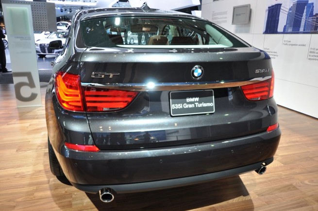 2011-bmw-535i-GT-4