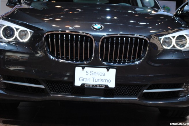 2011-bmw-535i-gt-12