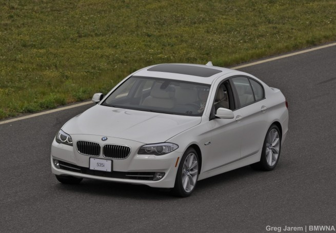 2011-bmw-550i-535i-15