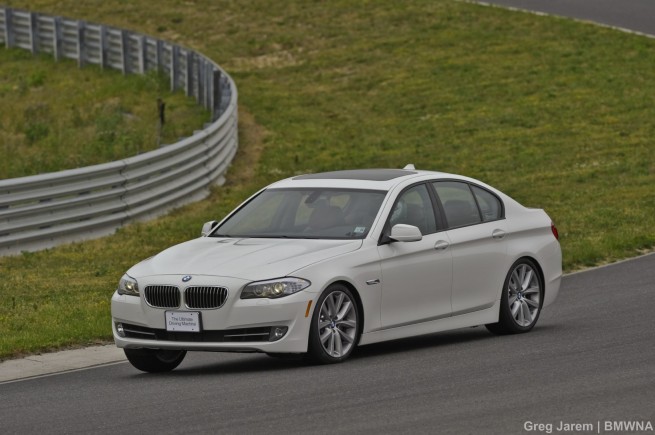 2011-bmw-550i-535i-4