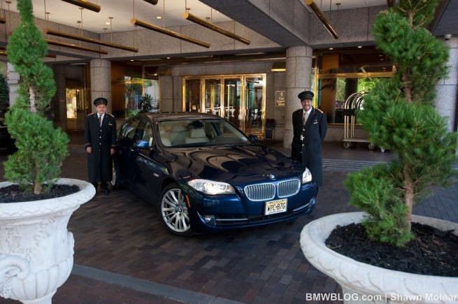 2011-bmw-550i--photos-1