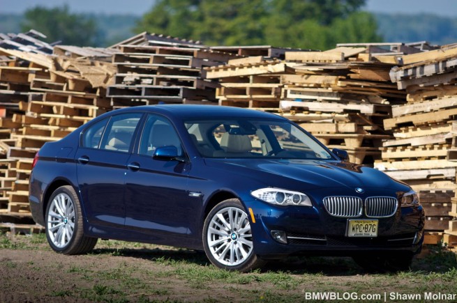 2011-bmw-550i--photos-19