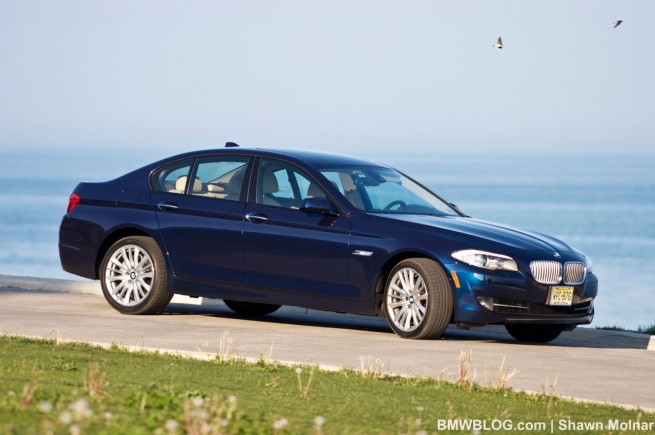 2011-bmw-550i--photos-23