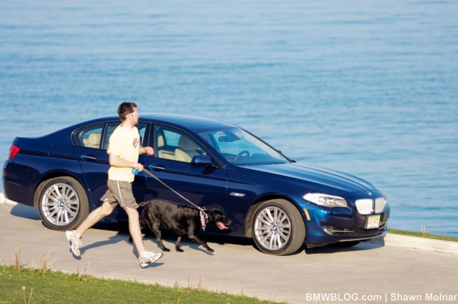 2011-bmw-550i--photos-25