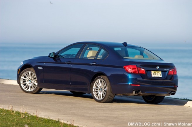2011-bmw-550i--photos-27