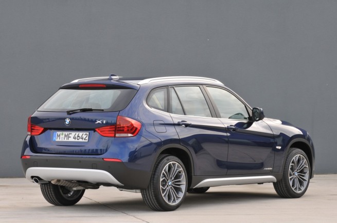 2011-bmw-x1-1