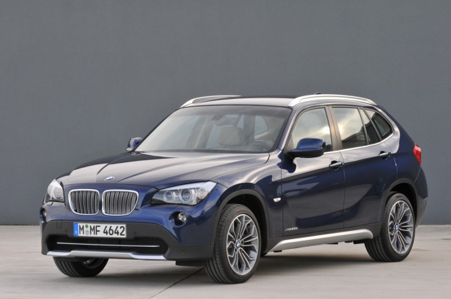 2011-bmw-x1-32