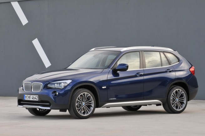 2011-bmw-x1-33