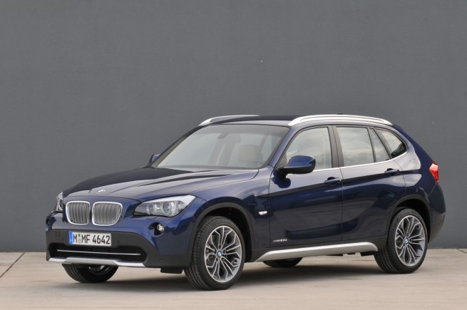 2011-bmw-x1-28