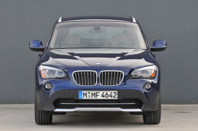 2011-bmw-x1-6