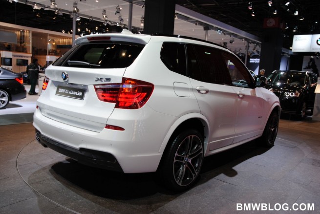2011-bmw-x3-m-package-19