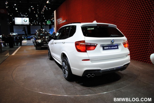 2011-bmw-x3-m-package-24